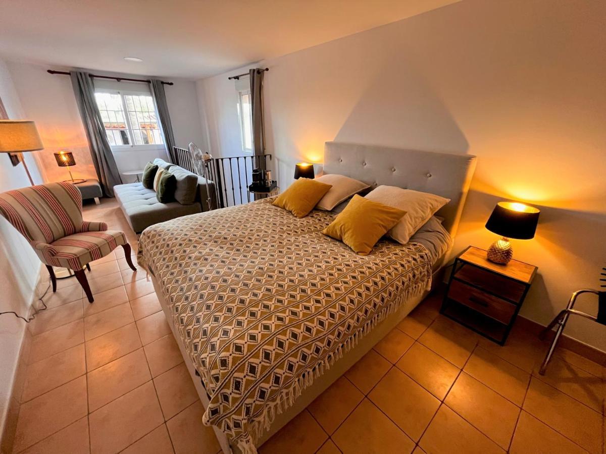 Casa Limon, Boutique Bed And Breakfast, Adults Only Alhaurín el Grande Екстериор снимка